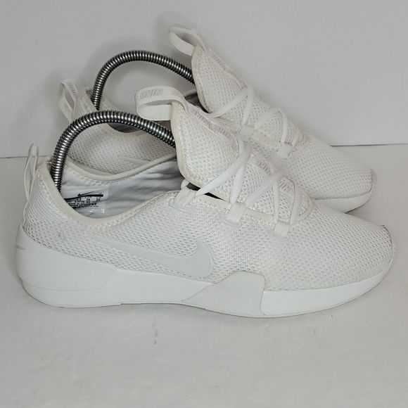 Nike Shoes - Nike Ashin modern LX shoes